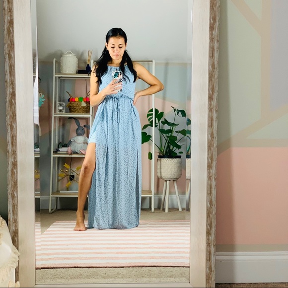 Francesca's Collections Dresses & Skirts - Francesca’s floral maxi dress